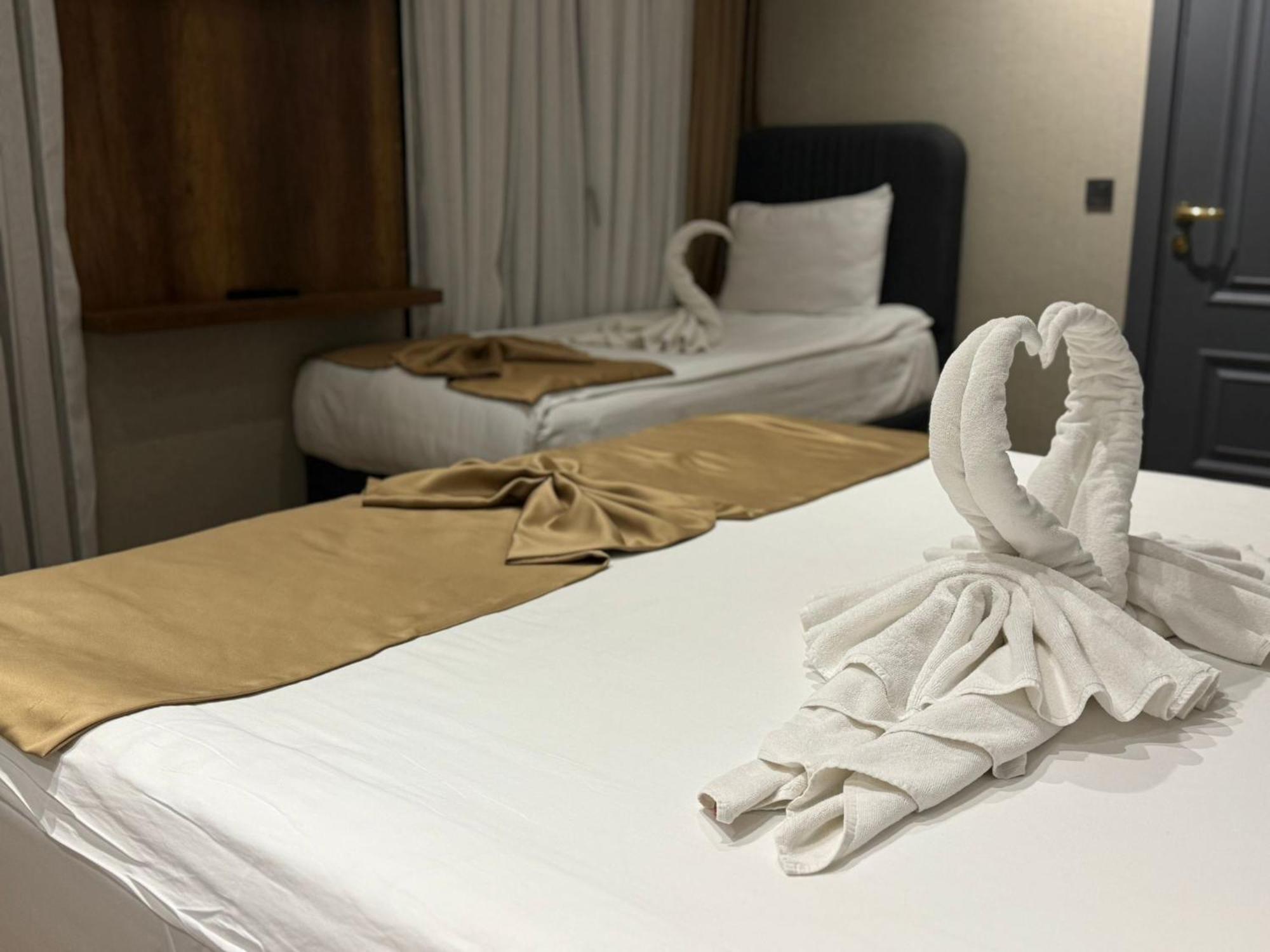 The Omiya Hotel Istanboel Buitenkant foto